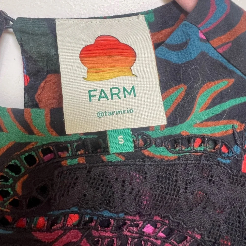 FARM Rio Multicolor Tropical Puff Sleeve Blouse - Picture 3 of 4